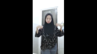 Live Malu Malu Tapi Dibuka